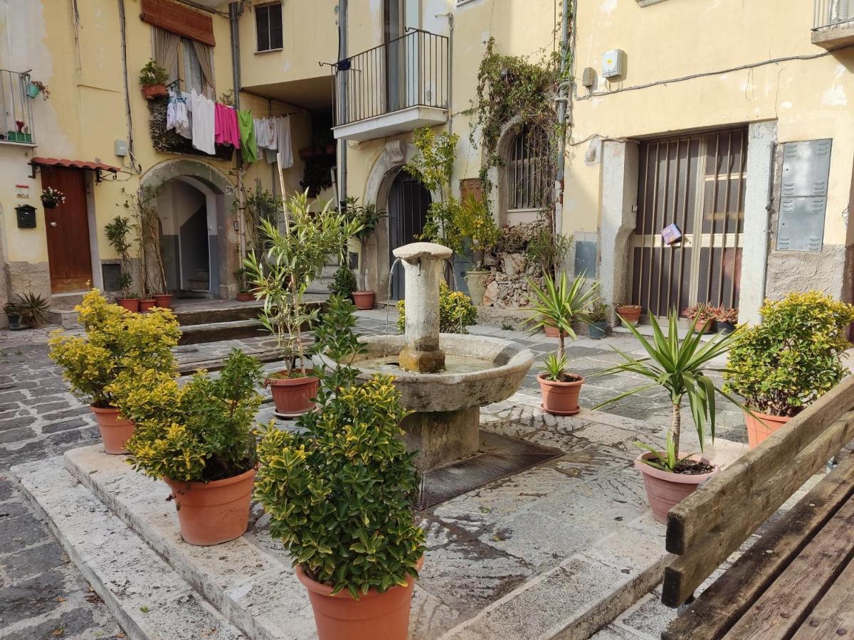 Lafuntanella45 Casa Vacanze Isernia Bagian luar foto
